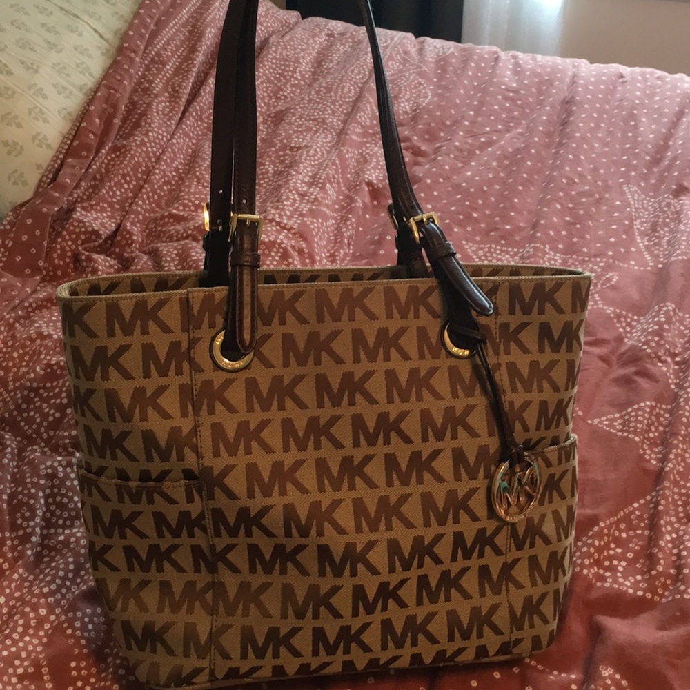Michael Kors bag